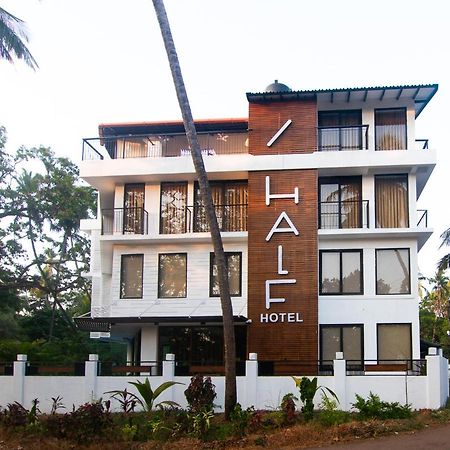 Half Hotel Calangute Eksteriør bilde
