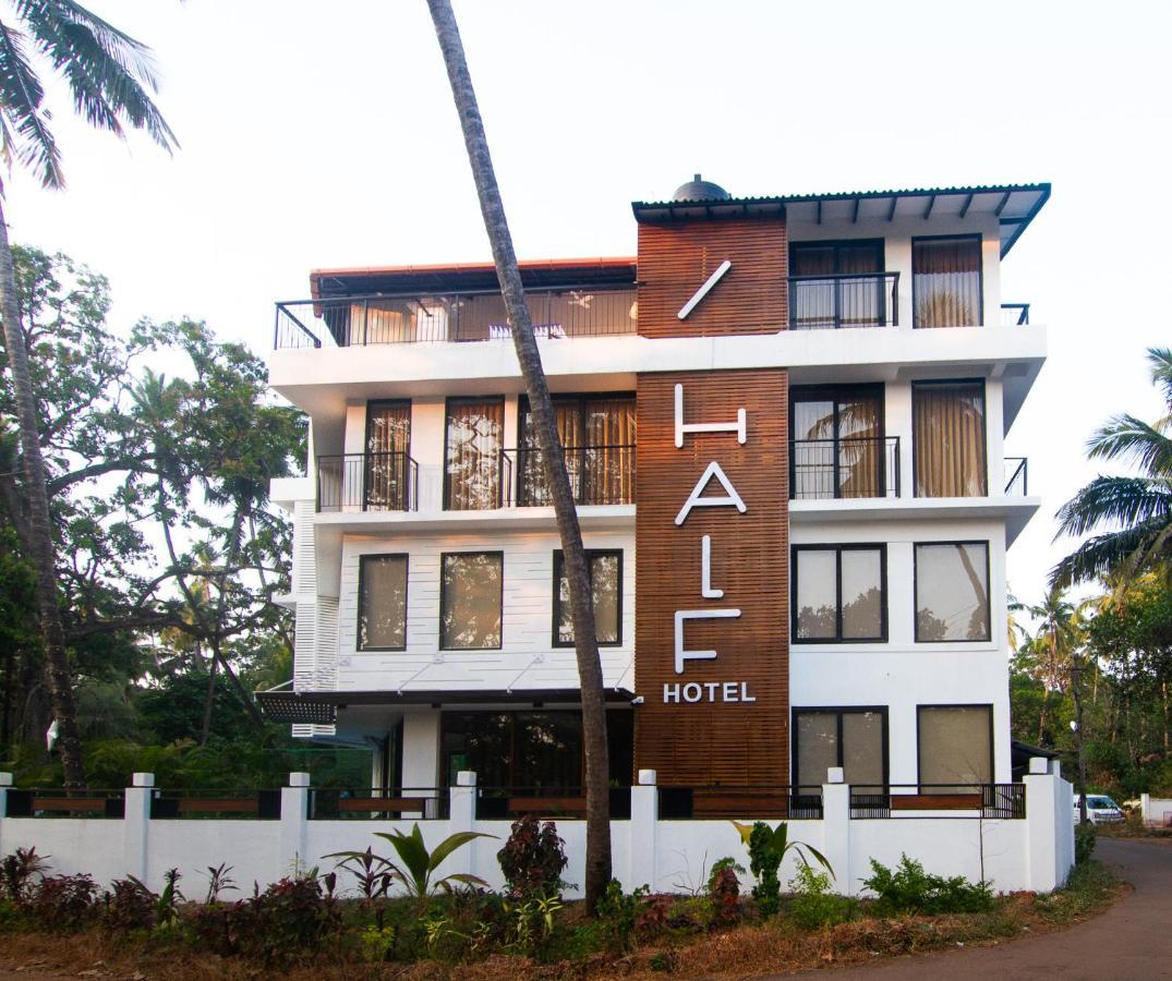 Half Hotel Calangute Eksteriør bilde